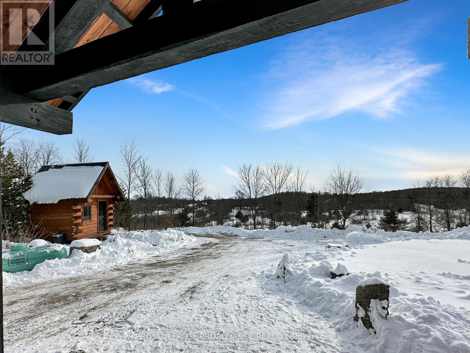 828 CEDAR SCHOOL RD
