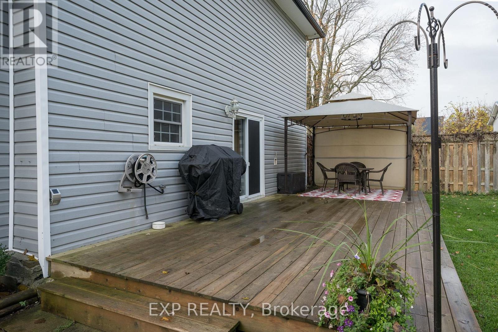 2203 COUNTY 11 RD
