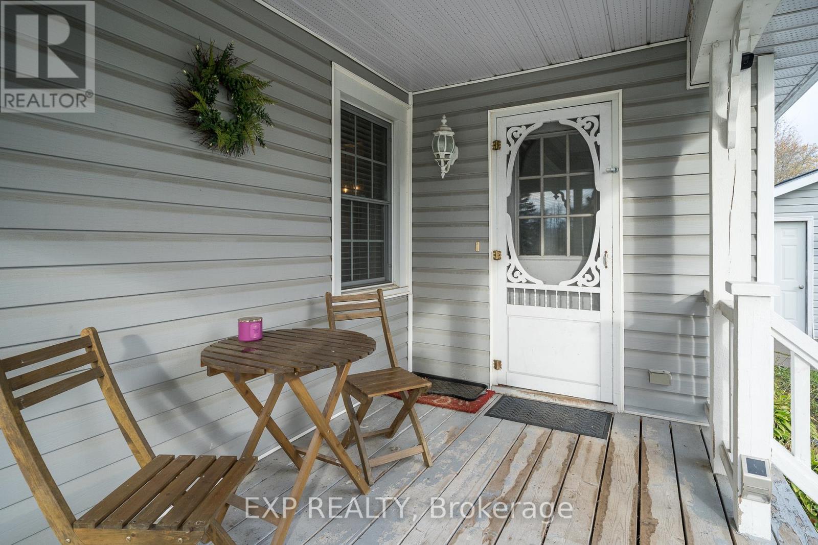 2203 COUNTY 11 RD
