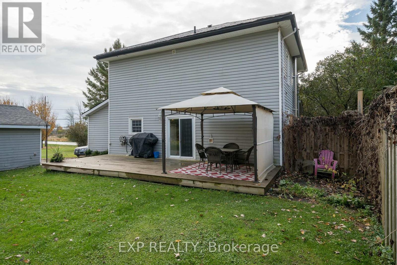 2203 COUNTY 11 RD