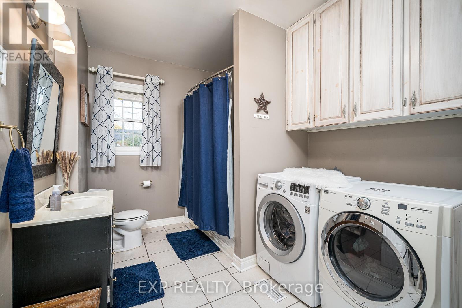 2203 COUNTY 11 RD