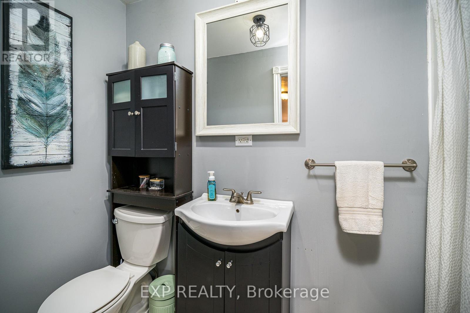 2203 COUNTY 11 RD