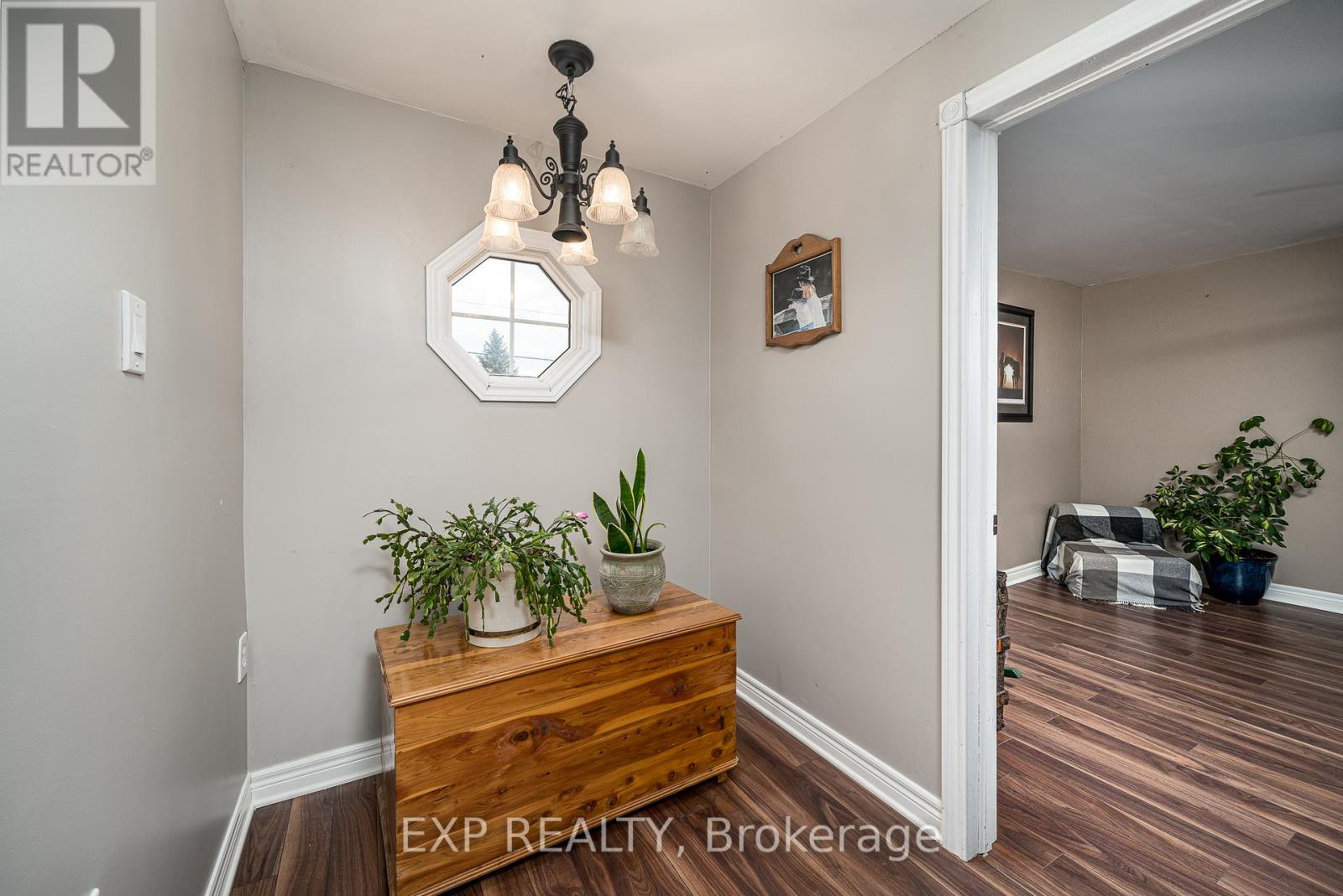 2203 COUNTY 11 RD