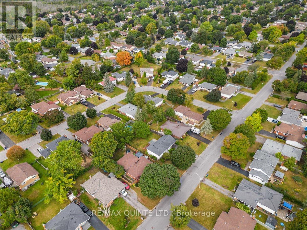 12 VILLAGE DR