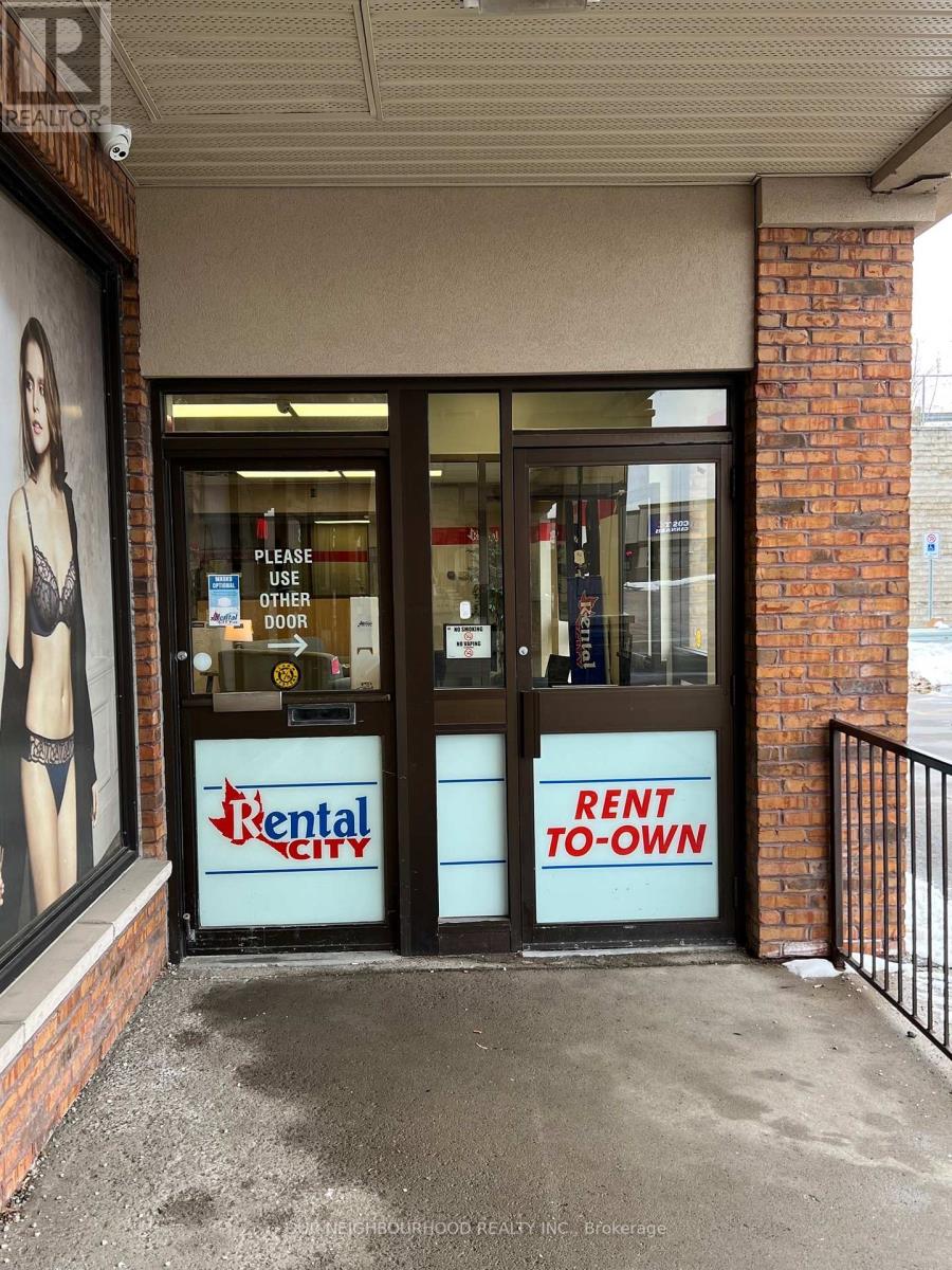 #25 -1135 LANSDOWNE ST W, #25