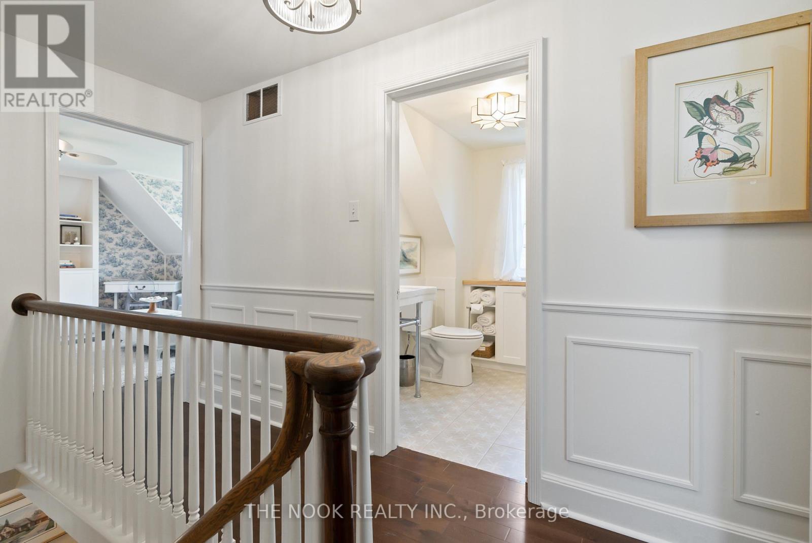 109 BRIDGE ST W