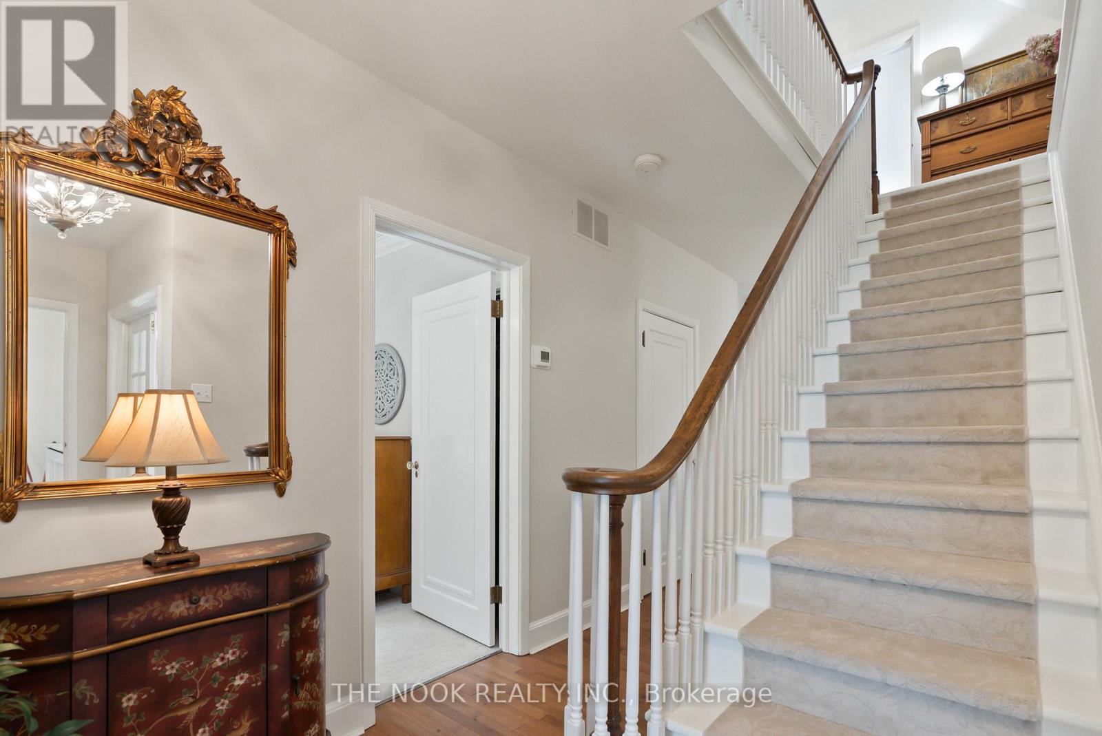 109 BRIDGE ST W