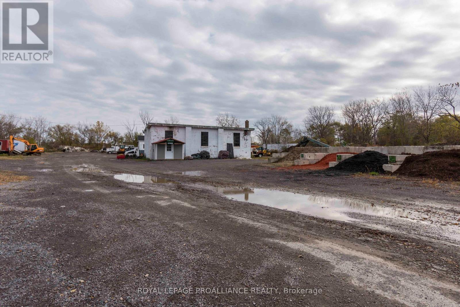 5568 HIGHWAY 62