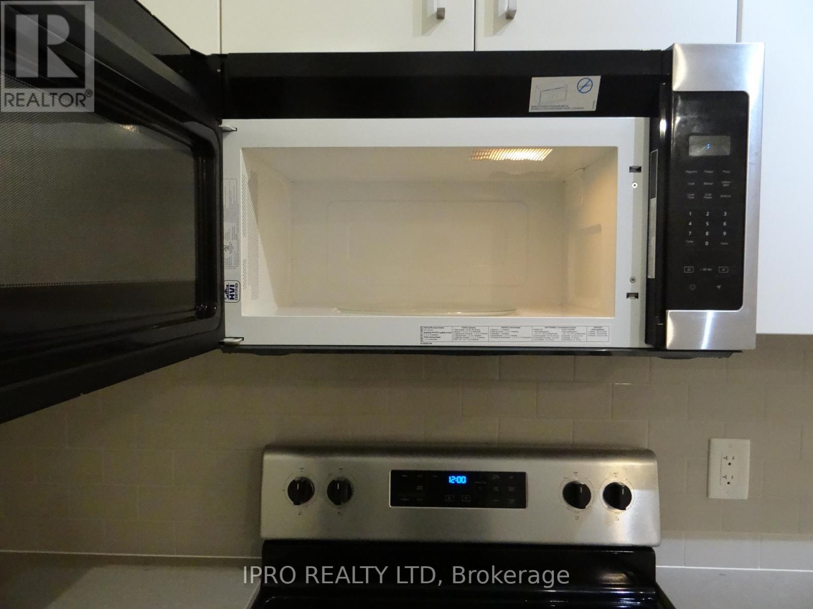 #608 -155 CAROLINE ST S, #608