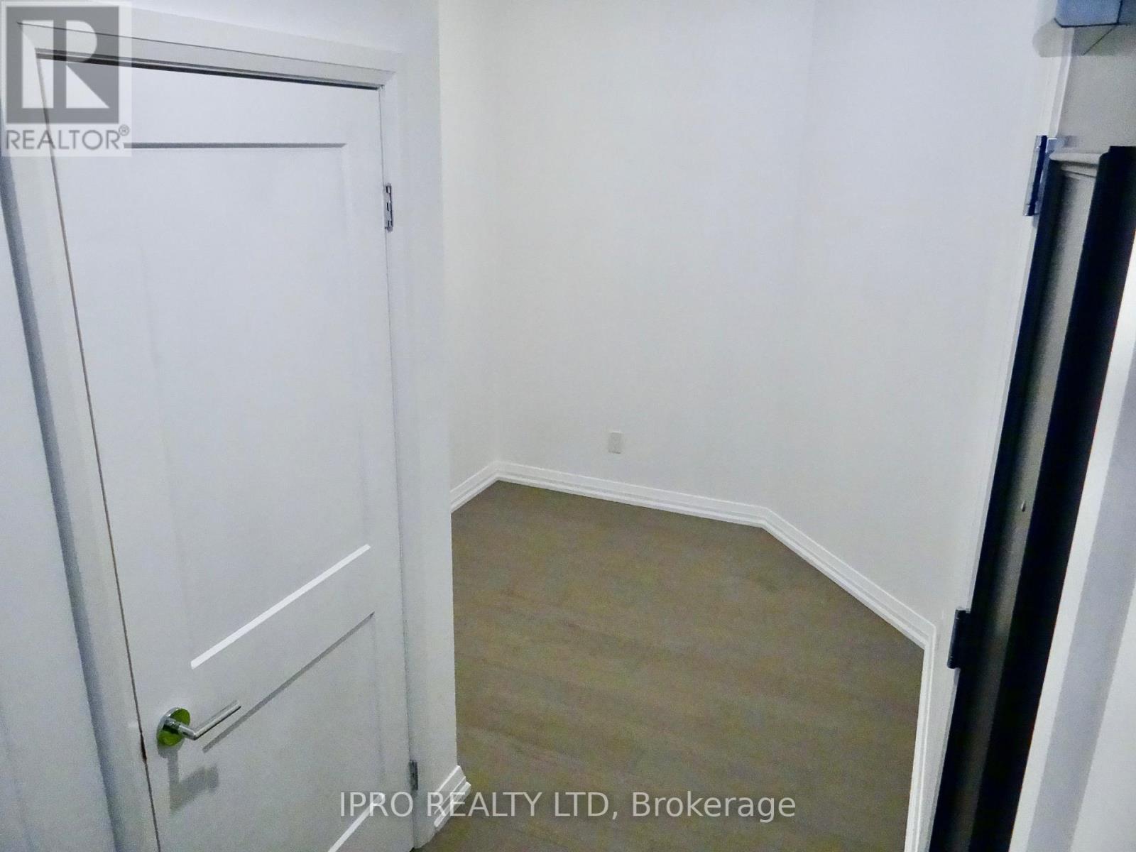#608 -155 CAROLINE ST S, #608