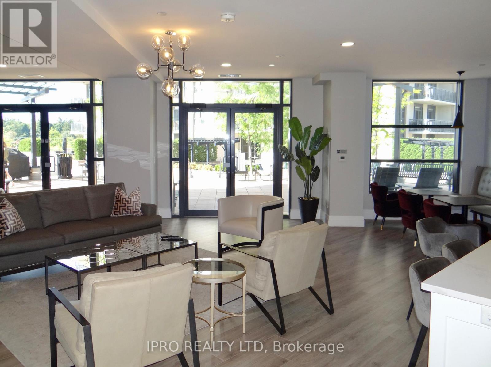 #608 -155 CAROLINE ST S, #608