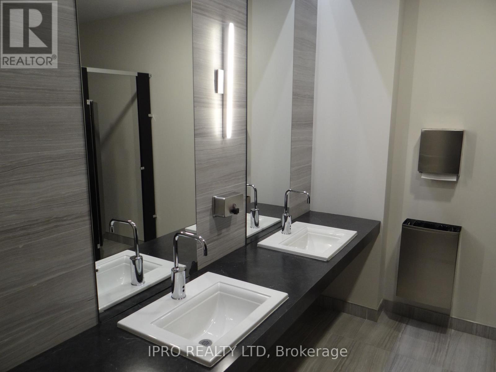 #608 -155 CAROLINE ST S, #608