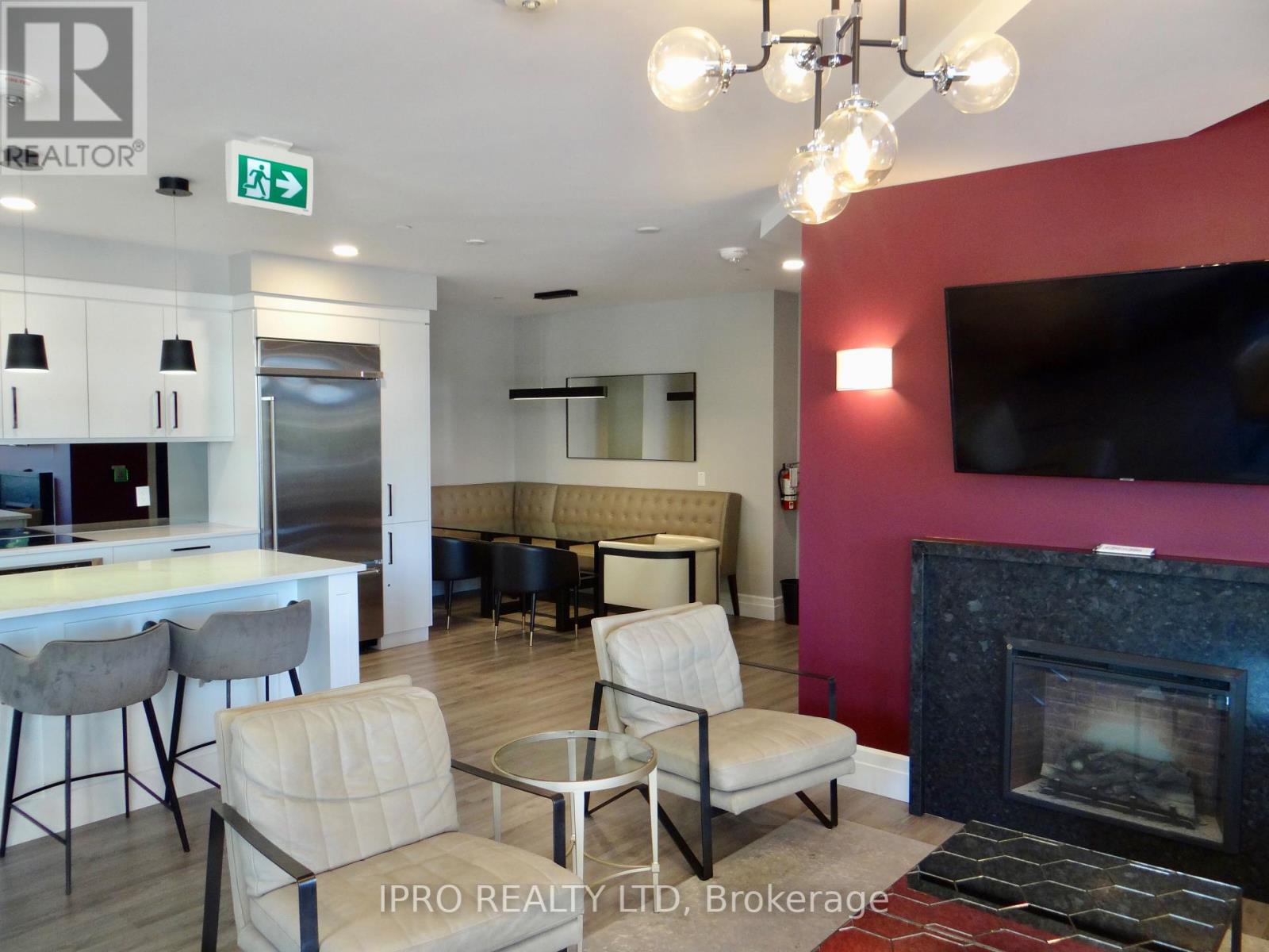 #608 -155 CAROLINE ST S, #608