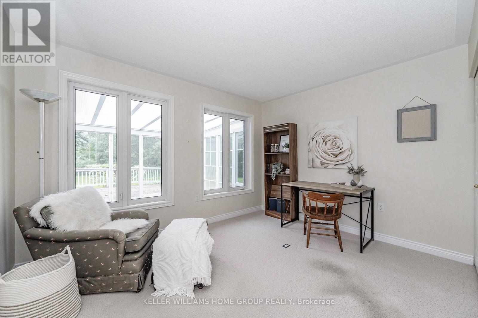 12 SPRUCEHAVEN CRT