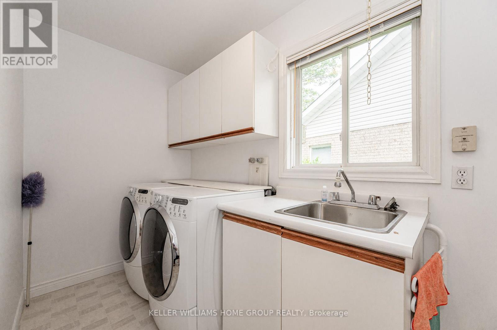 12 SPRUCEHAVEN CRT