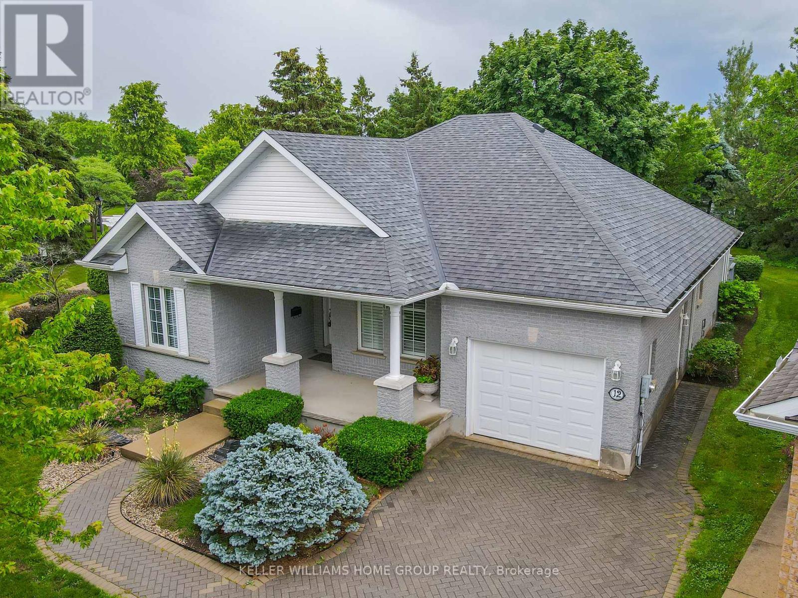 12 SPRUCEHAVEN CRT