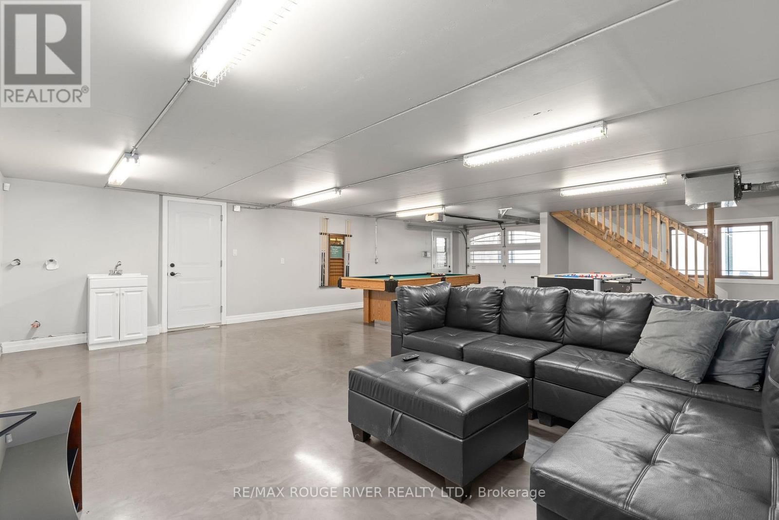97 SANDY COVE DR