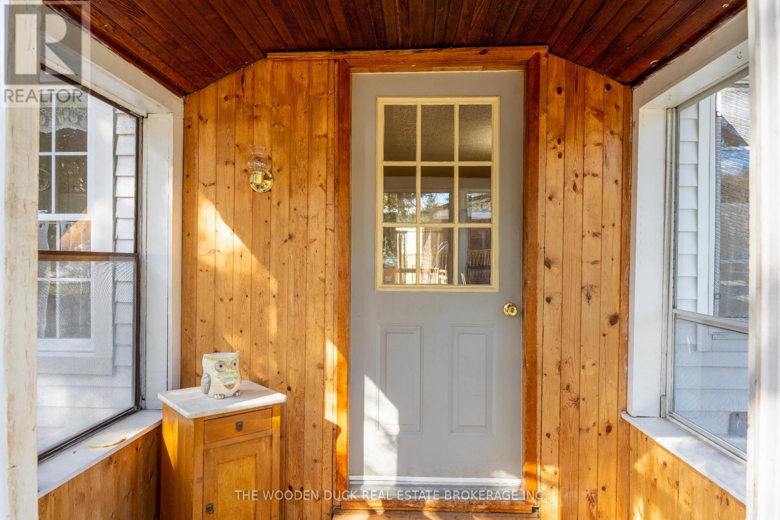 82 ONTARIO ST