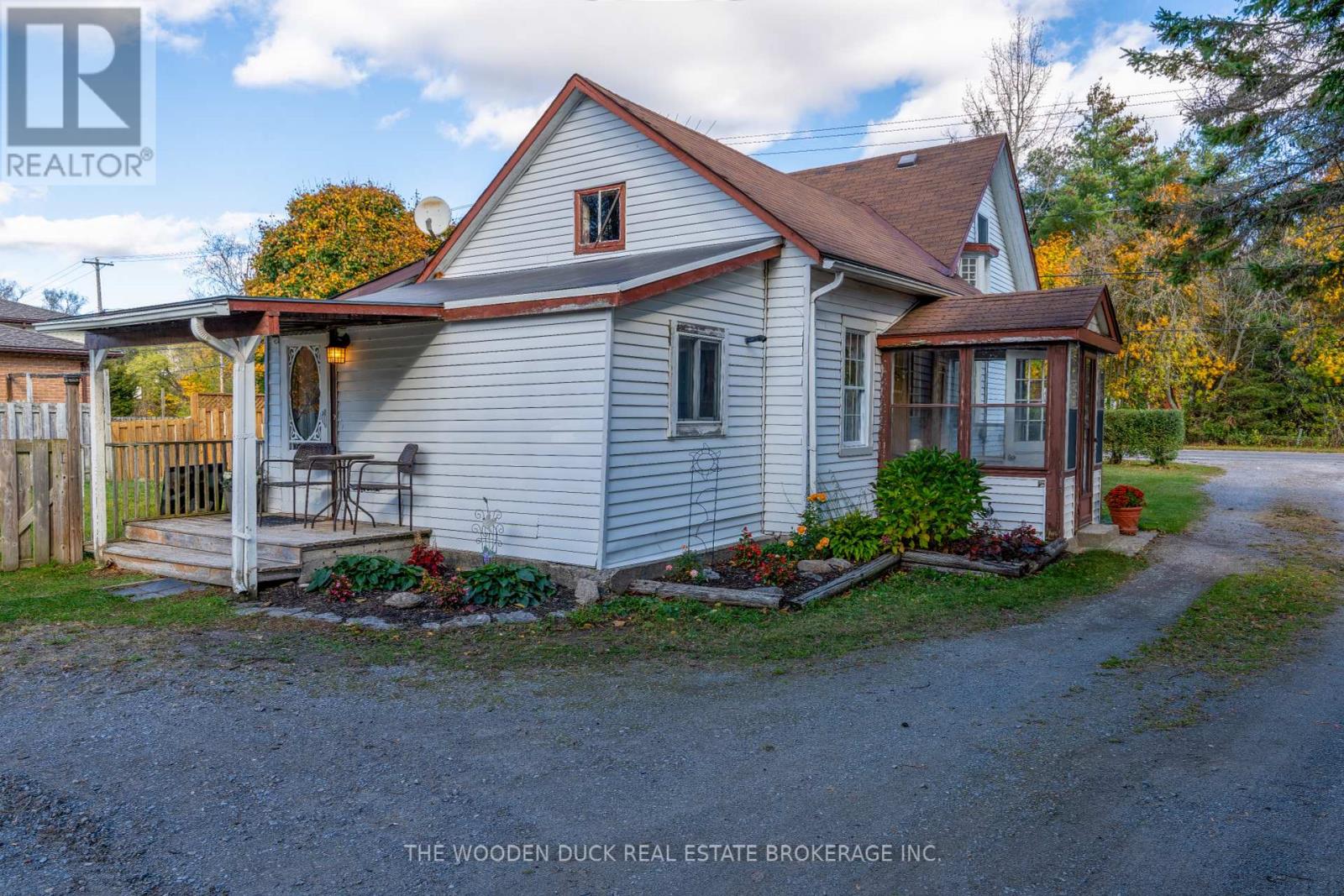 82 ONTARIO ST
