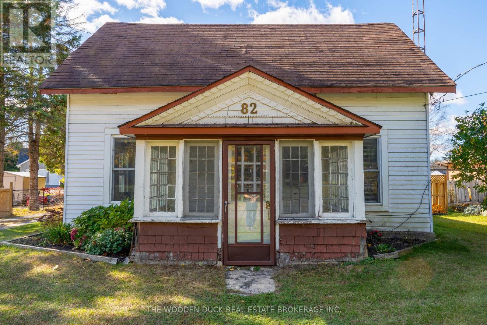 82 ONTARIO ST