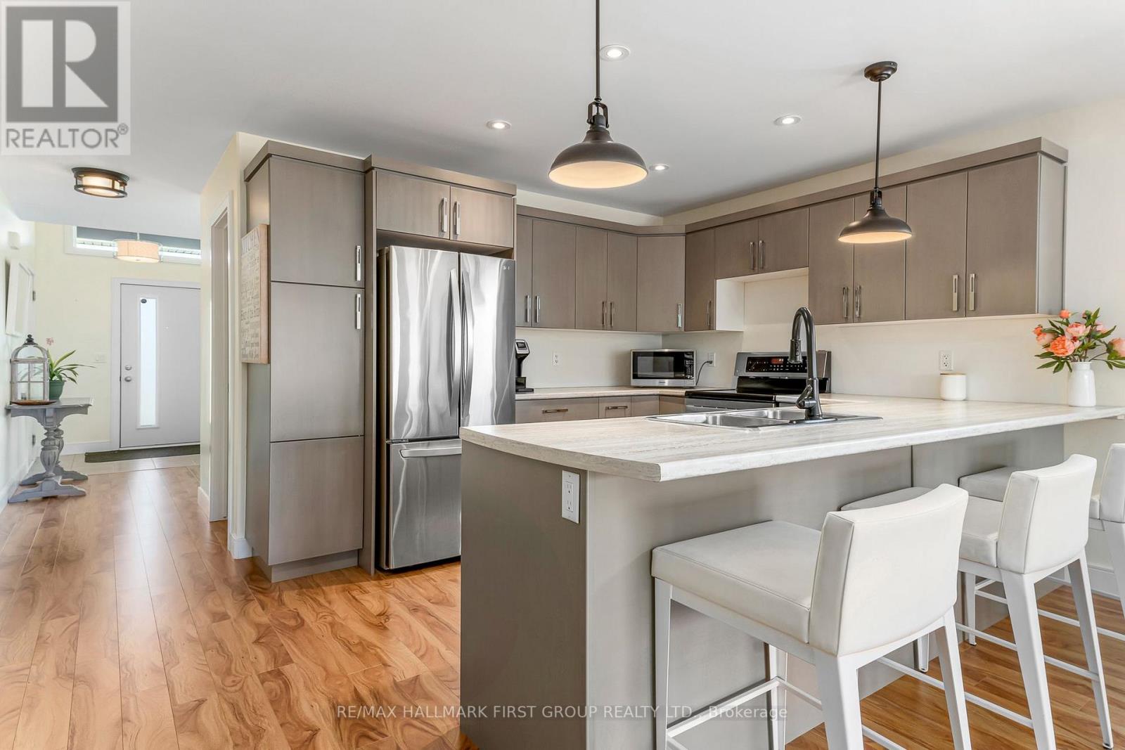 9 GRANITE DR