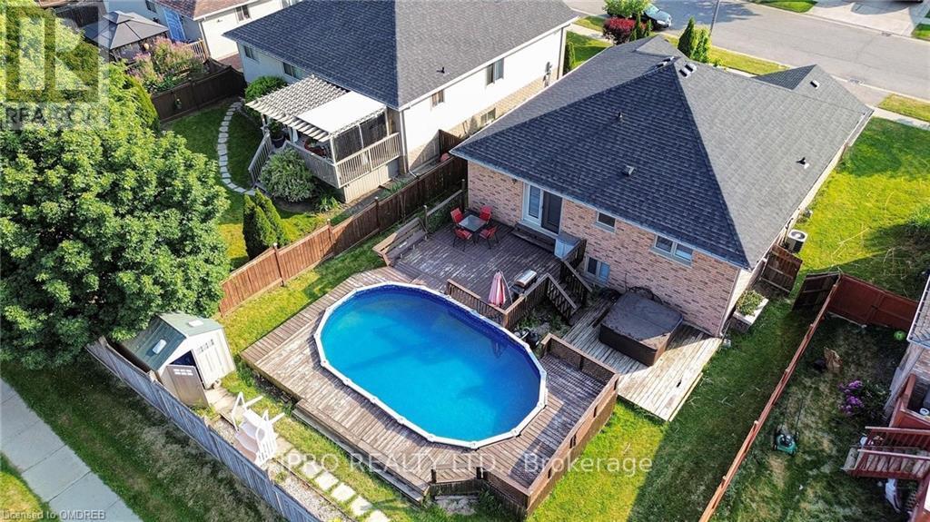 33 OSBORN AVE