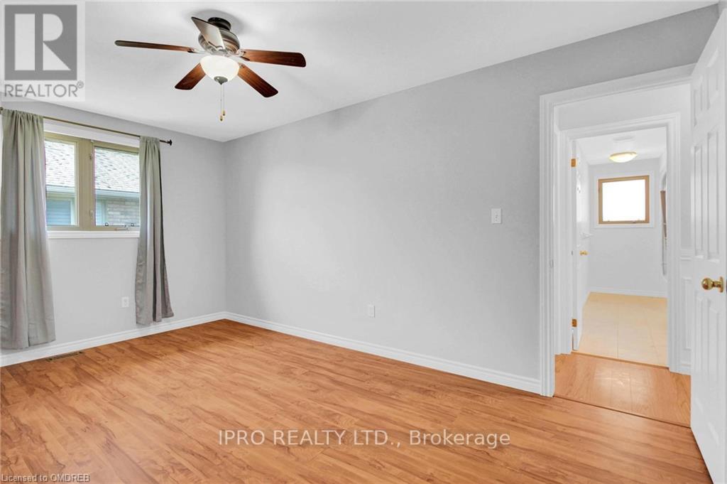 33 OSBORN AVE