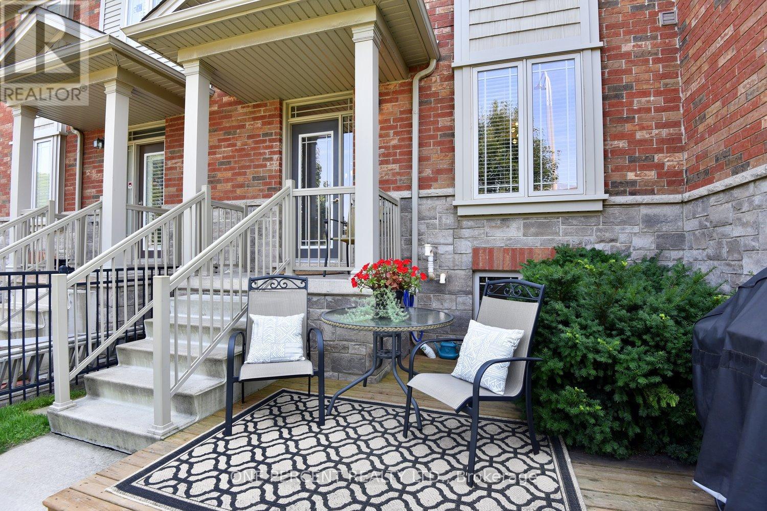 #4 -6 CHESTNUT DR, #4