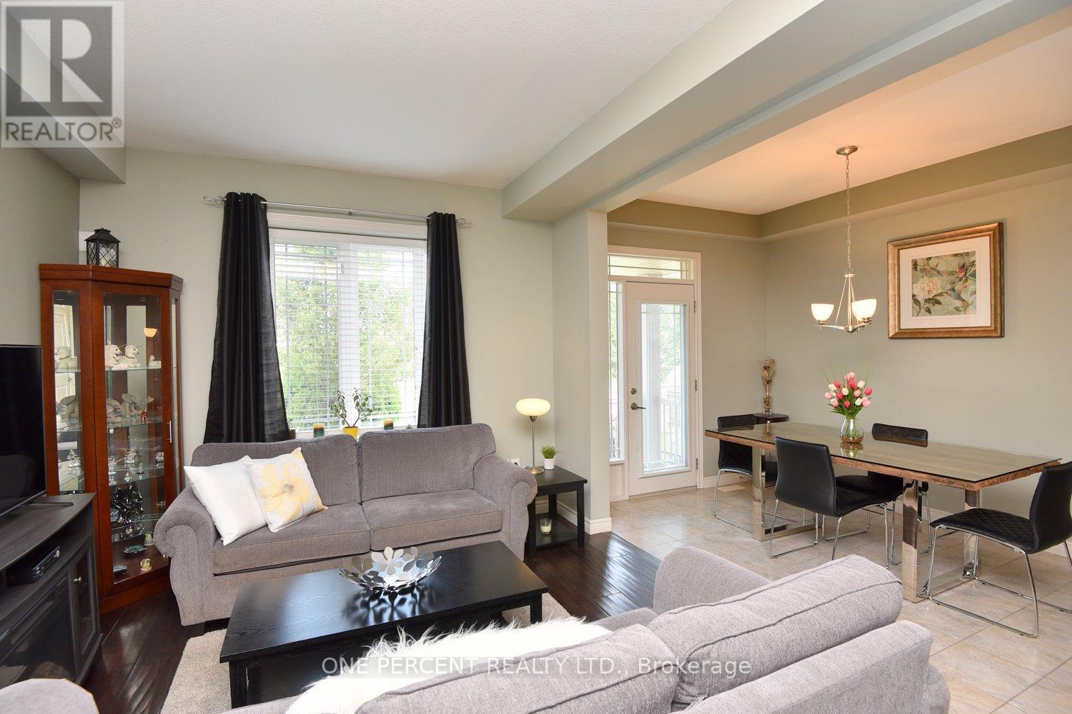 #4 -6 CHESTNUT DR, #4