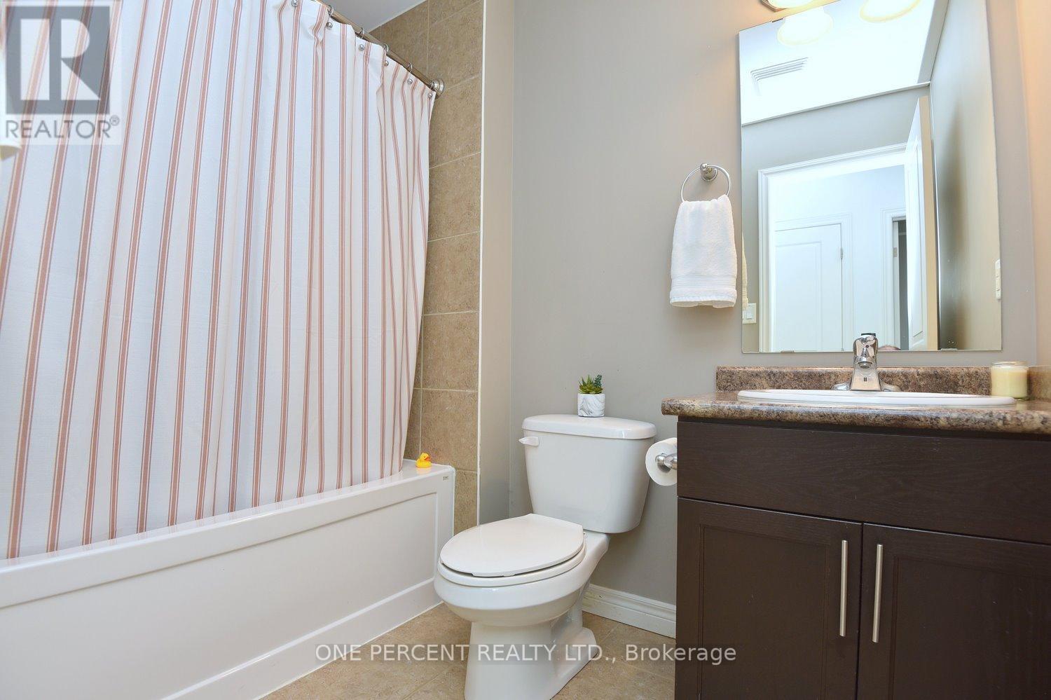 #4 -6 CHESTNUT DR, #4