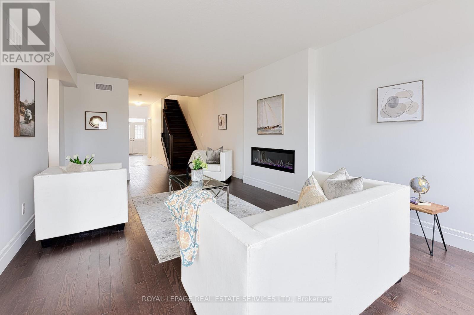 300 FREURE DR