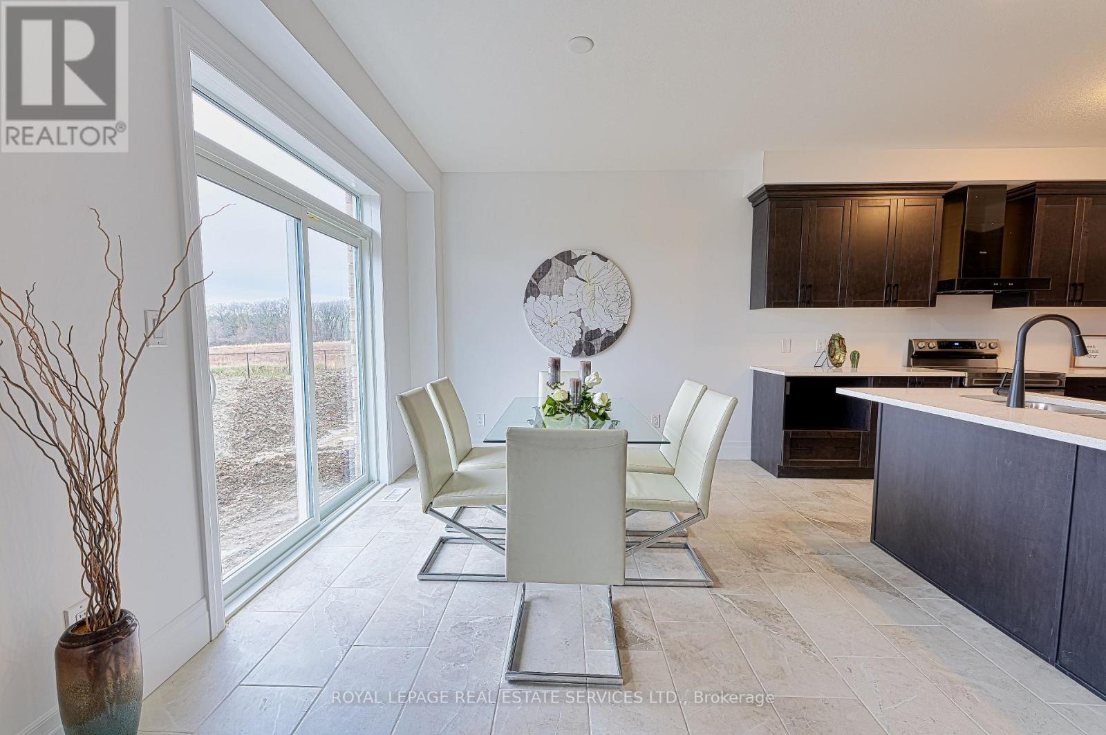 300 FREURE DR