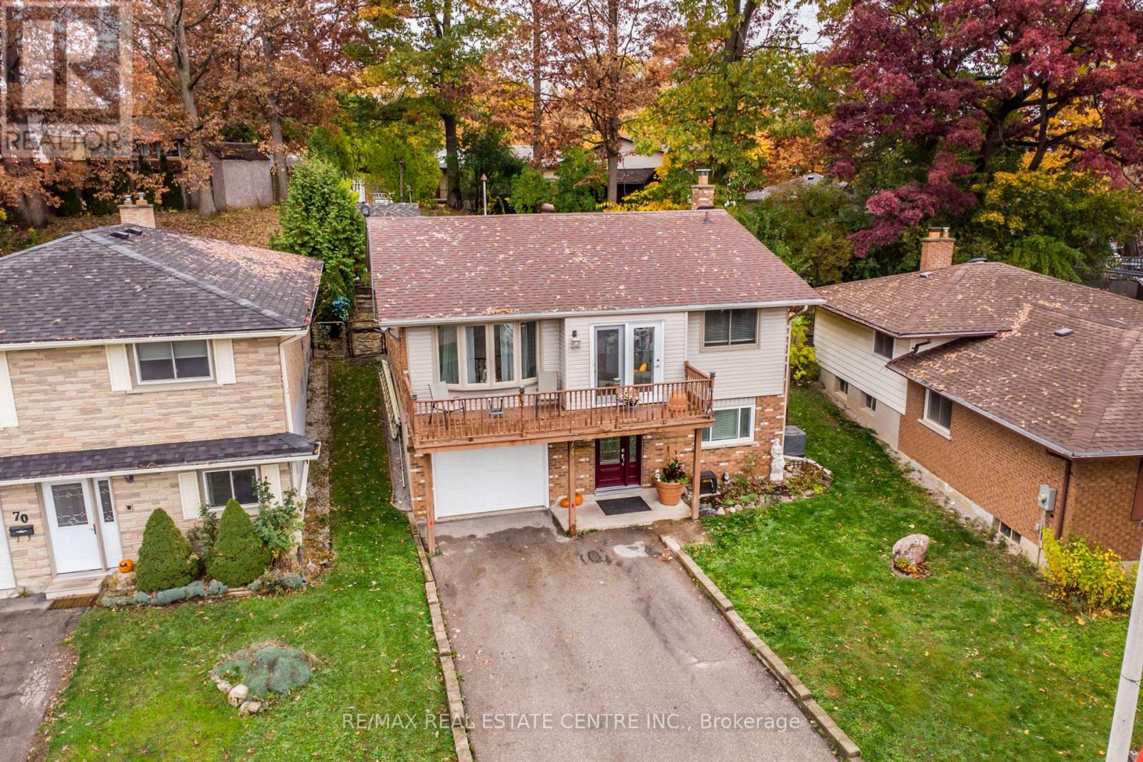 74 DUCHESS DR
