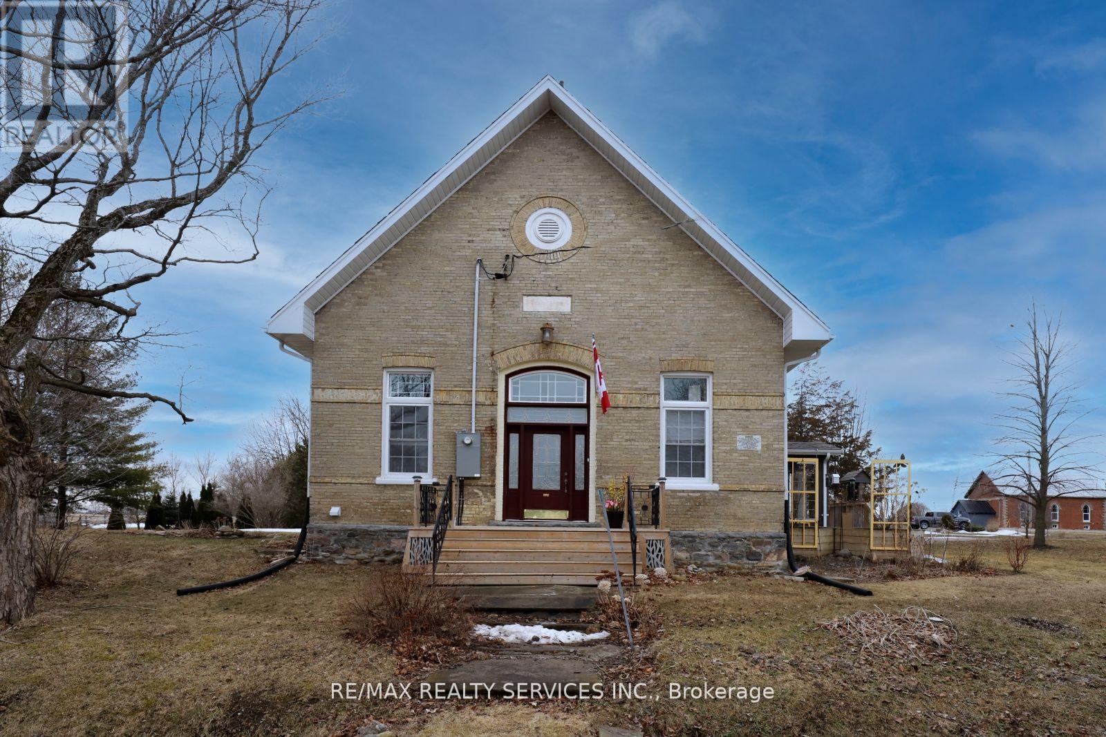 305 HARTLEY RD