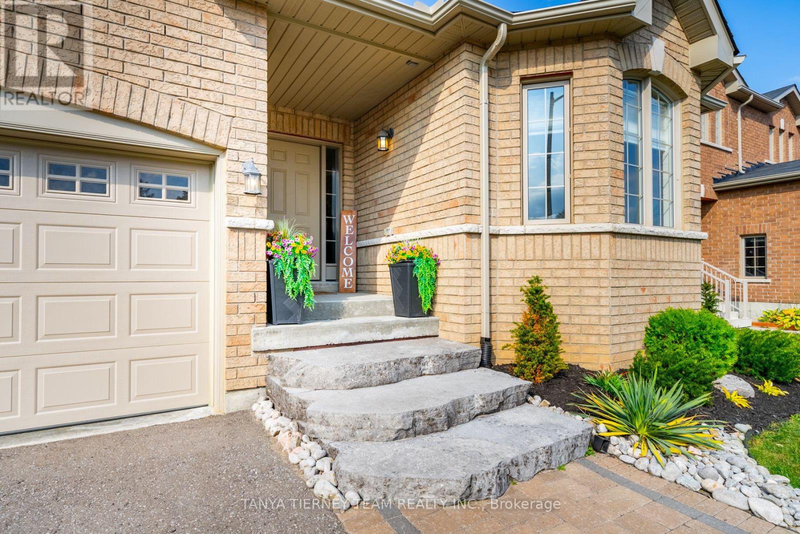 136 SPRINGDALE DR