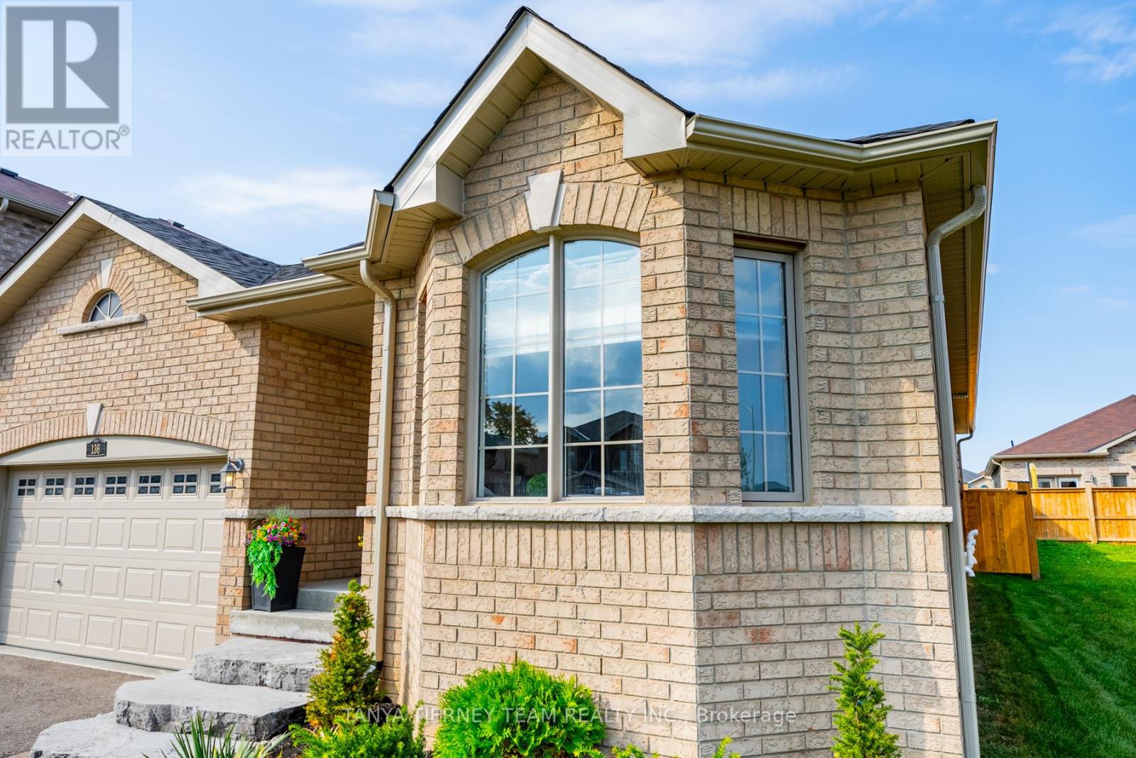 136 SPRINGDALE DR