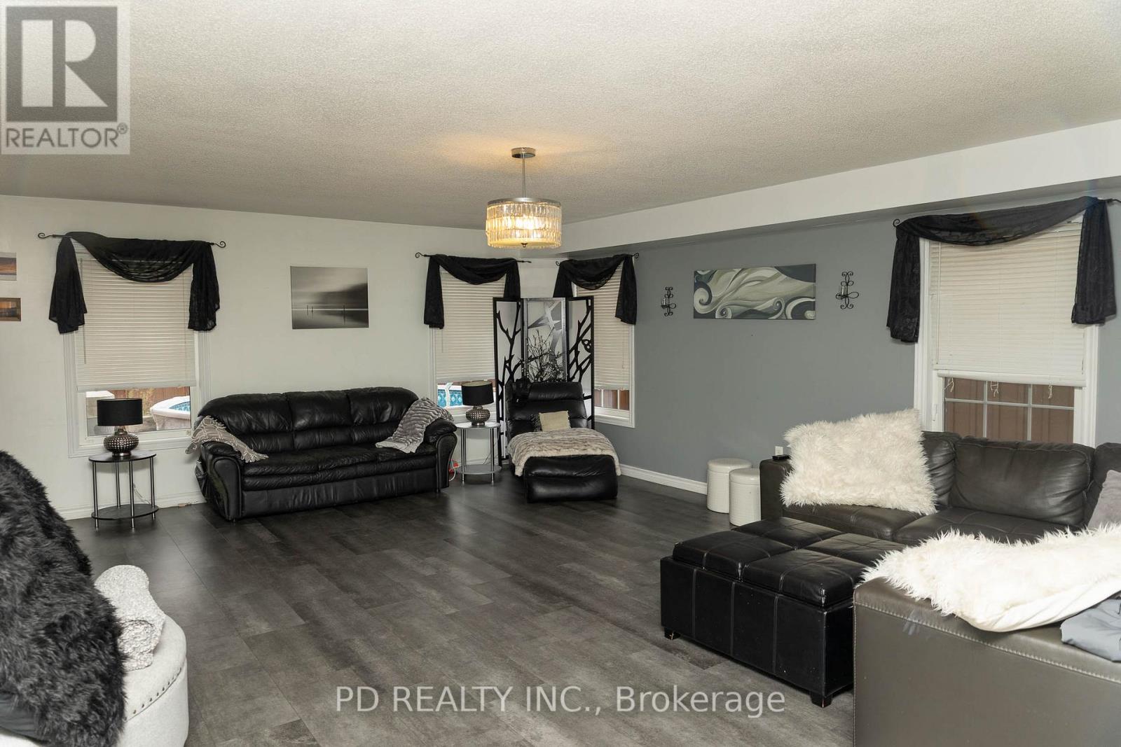 58 TRUAX ST
