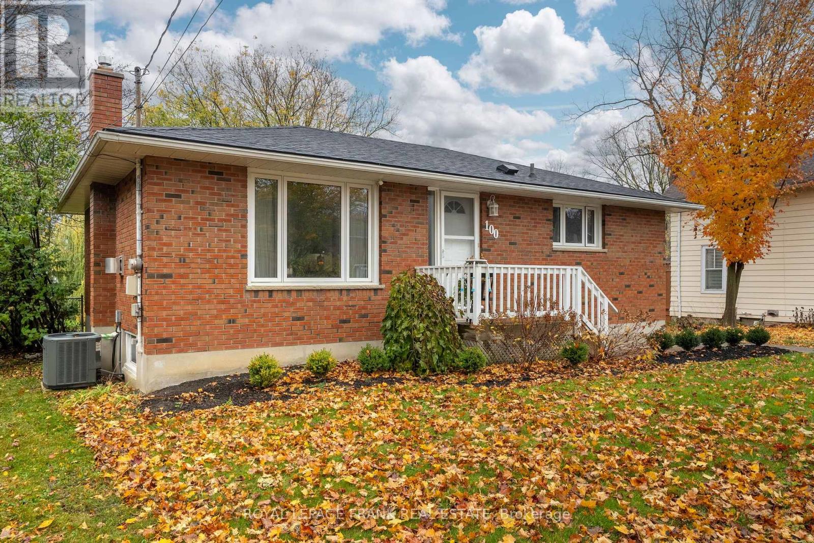 100 COLBORNE ST W