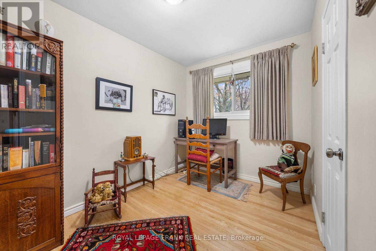 100 COLBORNE ST W
