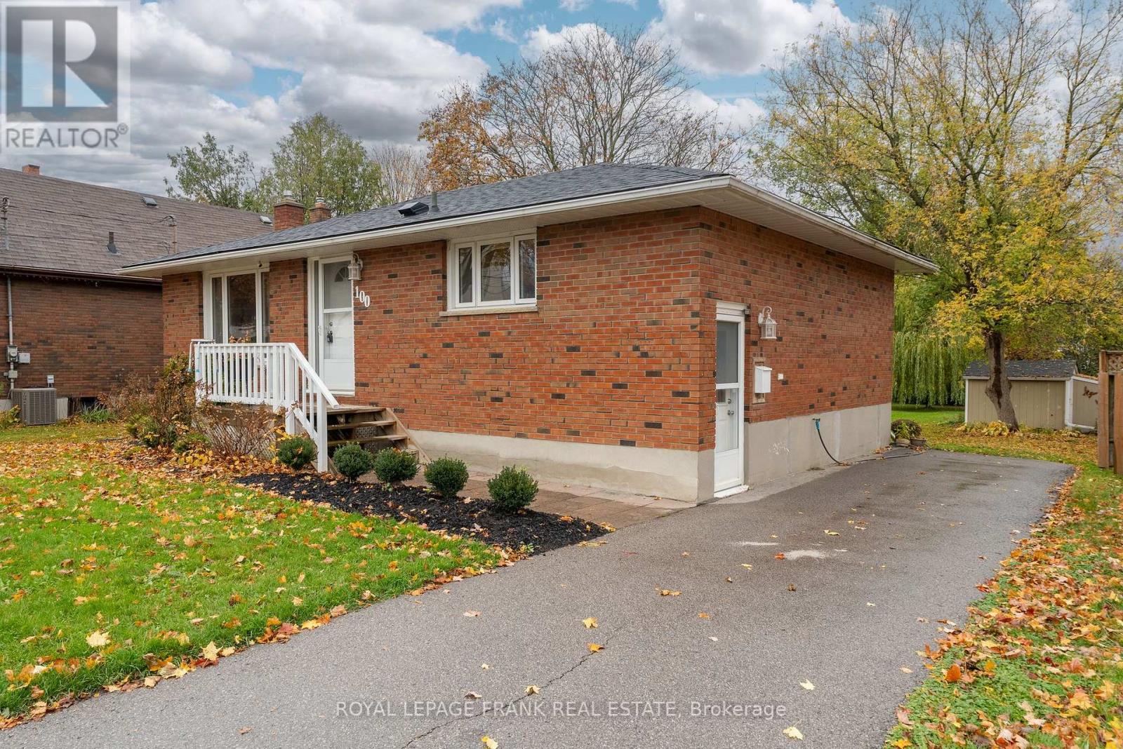 100 COLBORNE ST W