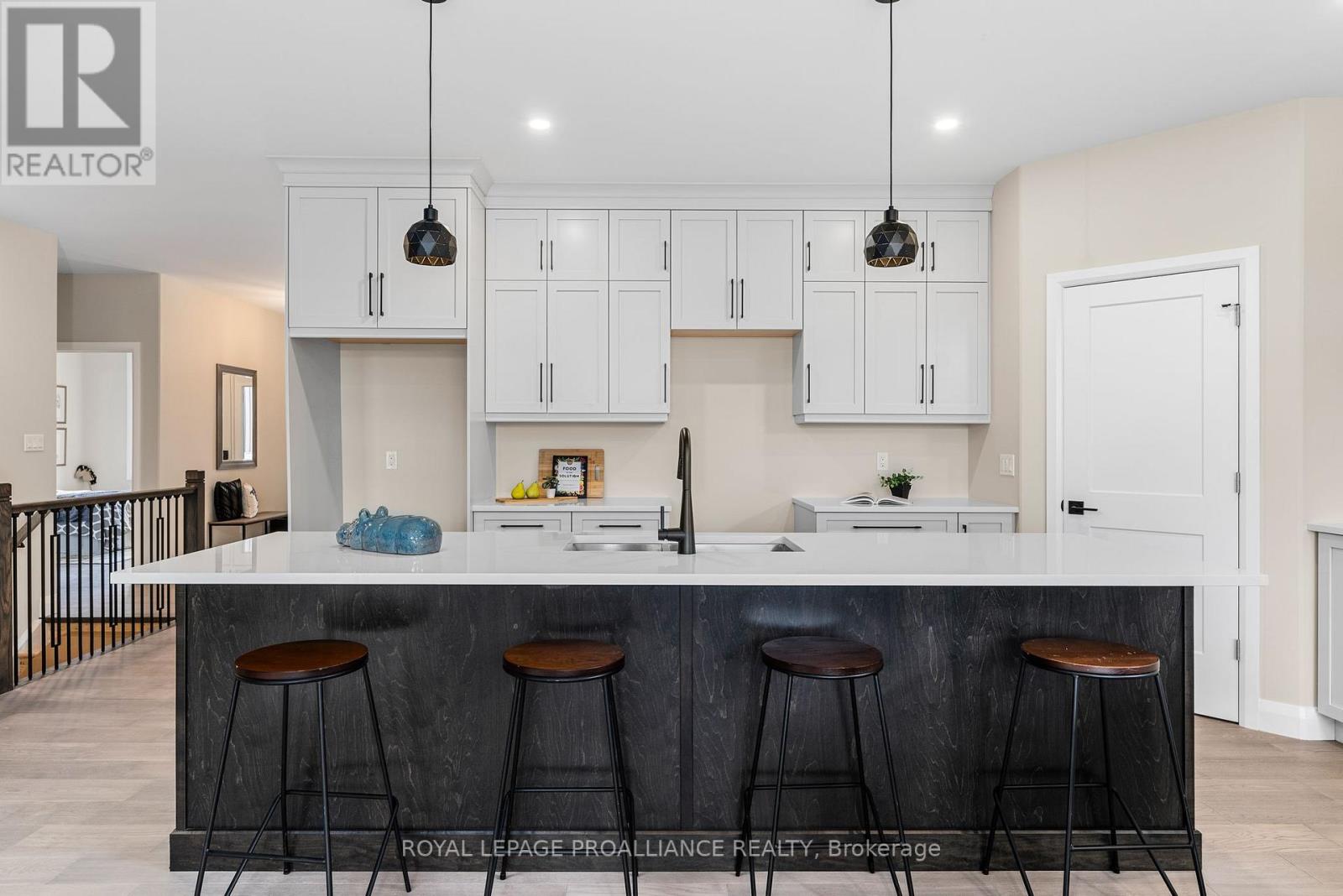 63 HASTINGS PARK DR