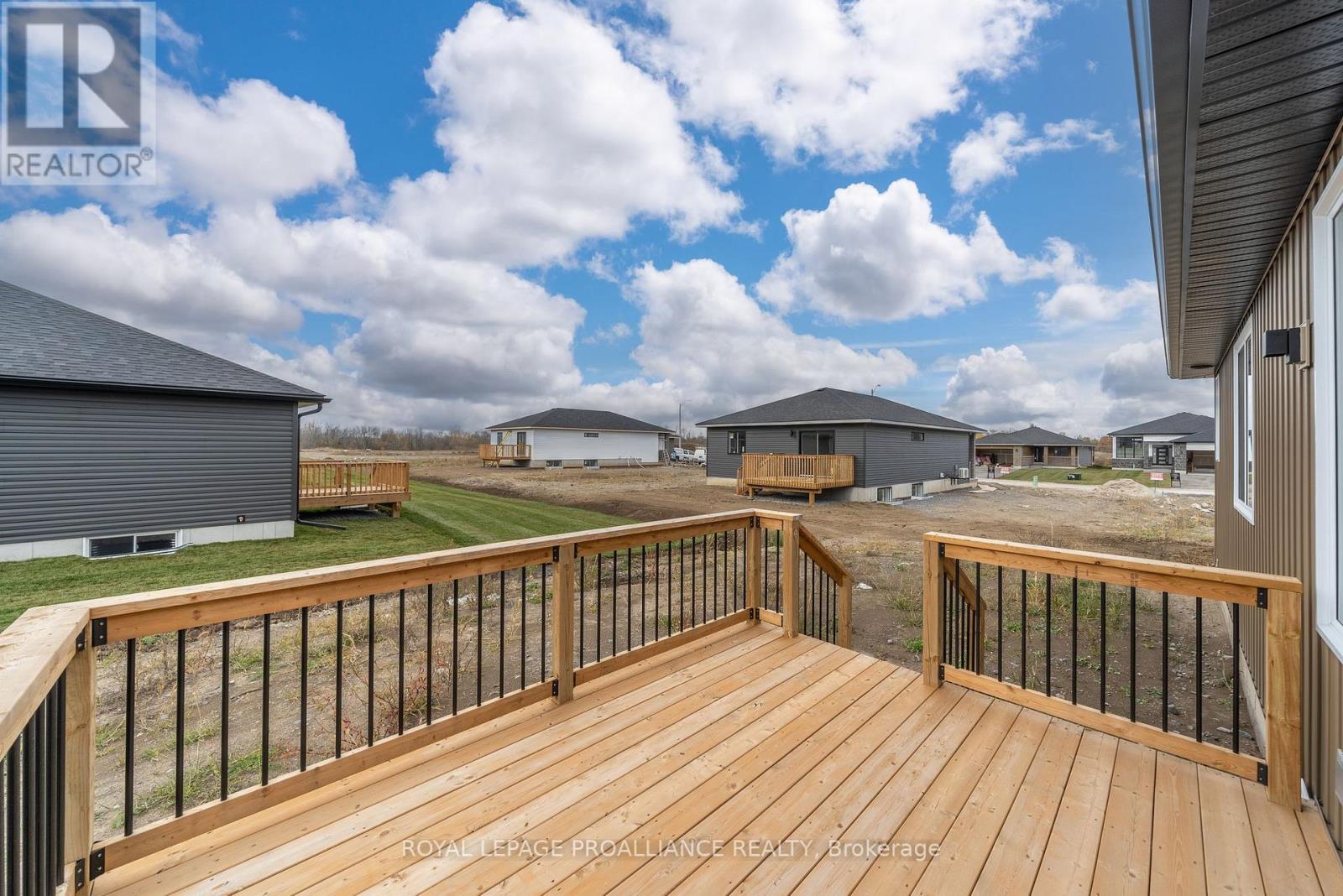 63 HASTINGS PARK DR