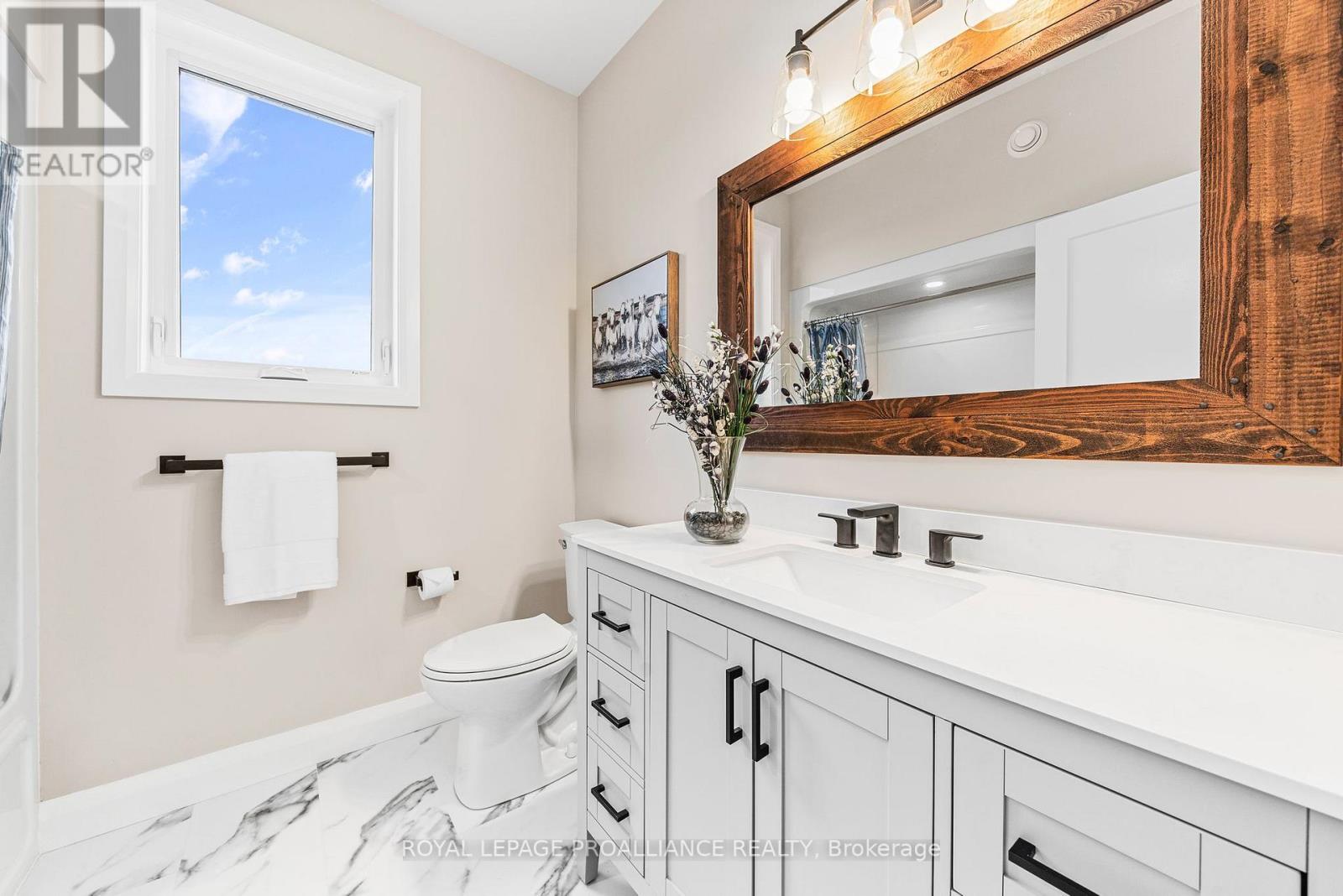 63 HASTINGS PARK DR