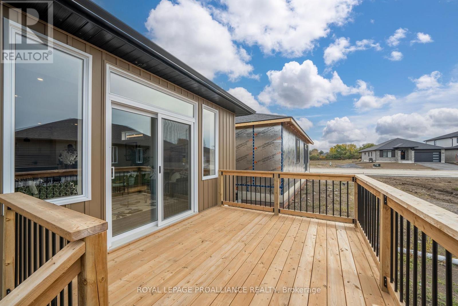 63 HASTINGS PARK DR