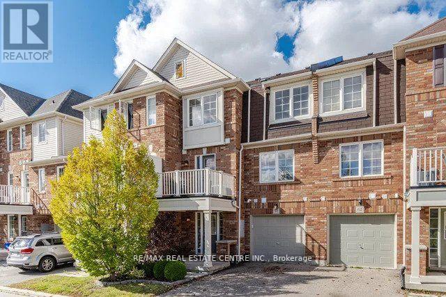 #61 -71 GARTH MASSEY DR, #61