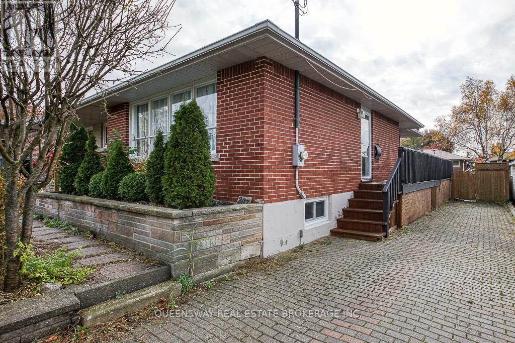 207 BRENDA CRES