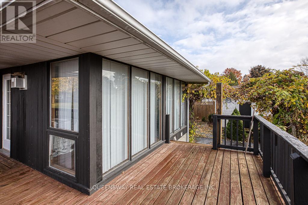 207 BRENDA CRES