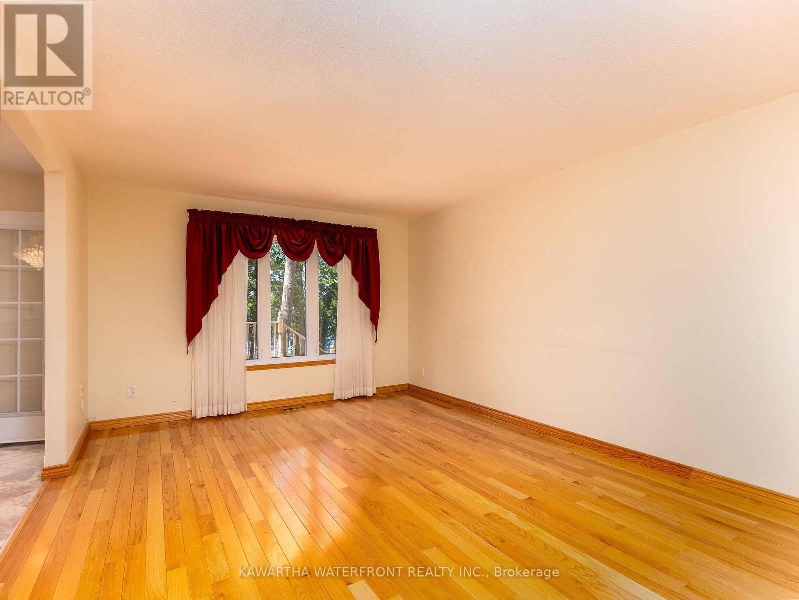 43 ROSE ST