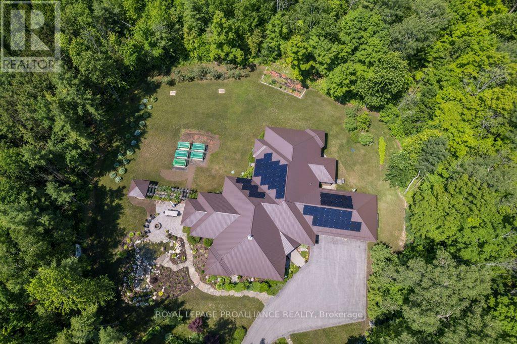 140 SIMPSON ST
