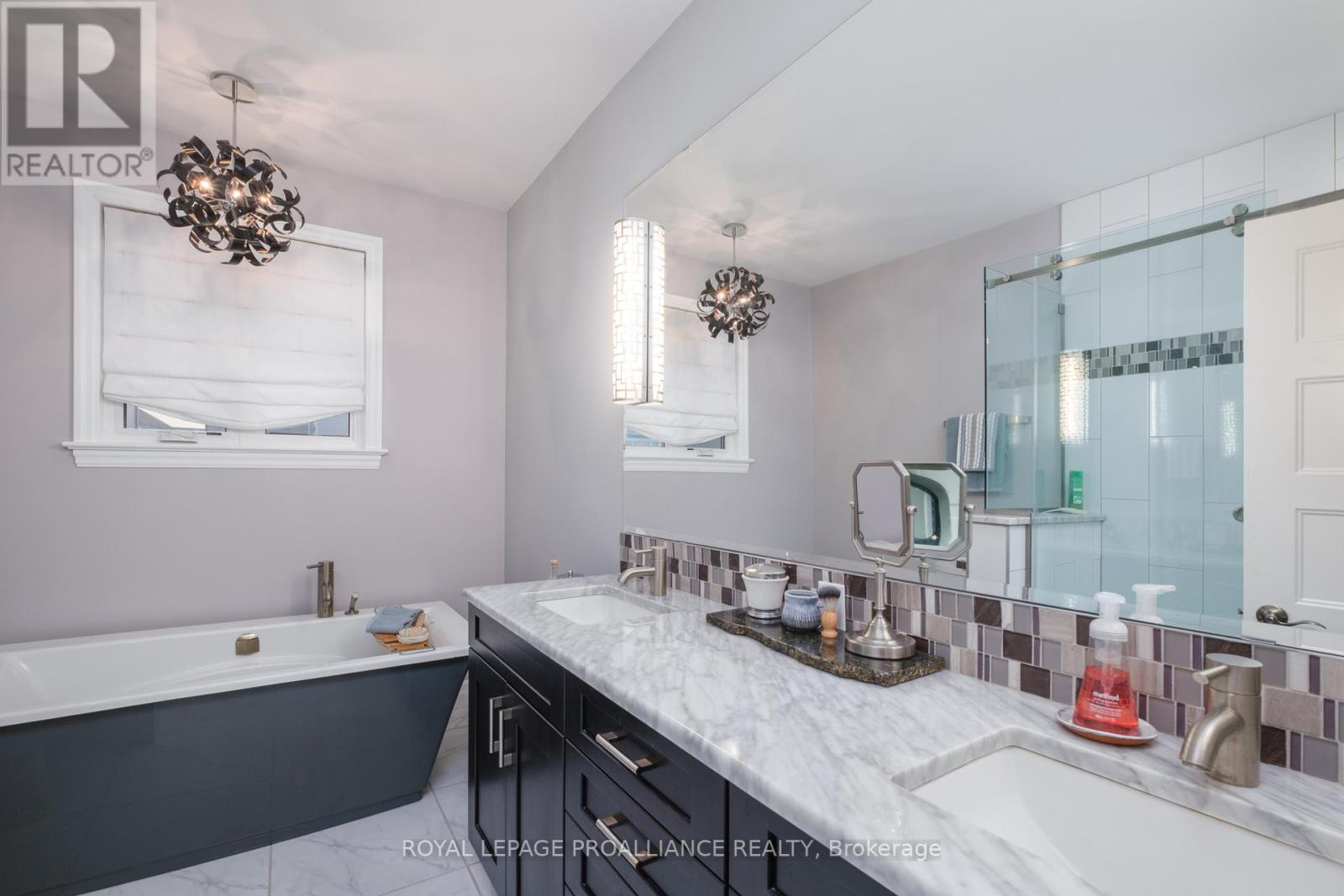 154 PAULINE TOM AVE